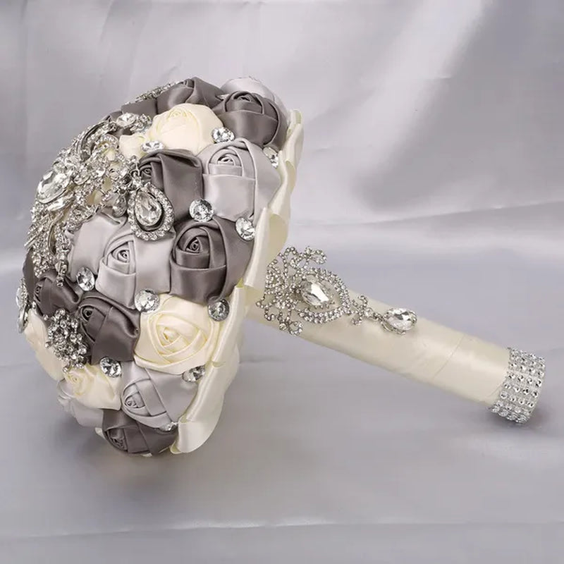 21CM Shiny Silver Rhinestone Brooch Bridal Bouquet Handmade Silk Rose Ribbon Diamond Wedding Flower Bouquet Bridesmaid Holding Flowers