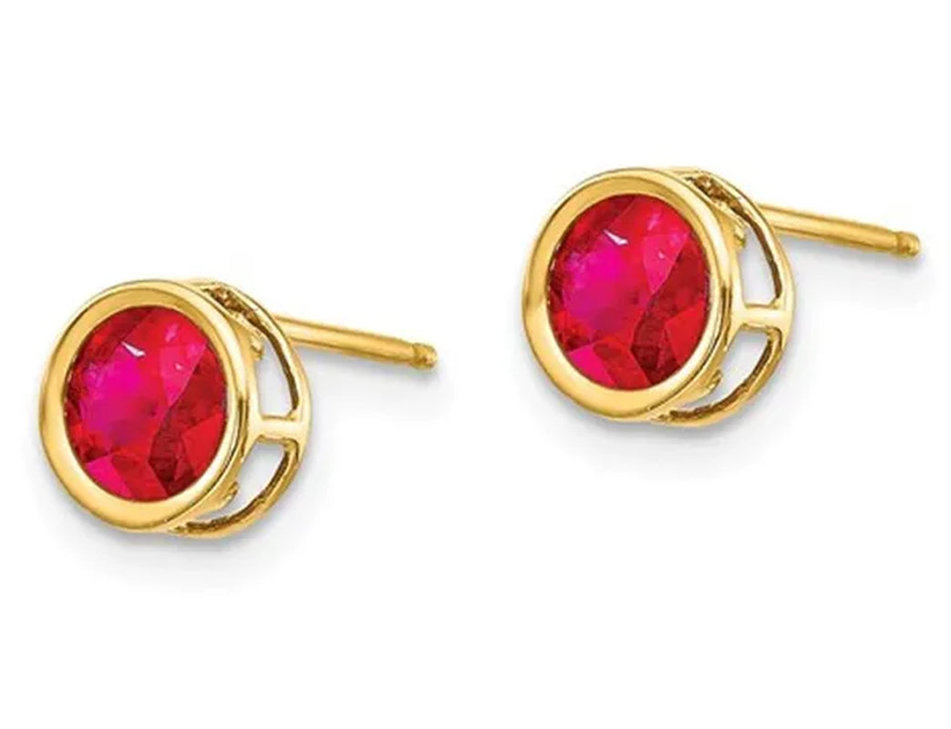 Natural Red Ruby 1.40 Carat (ctw) Stud Earrings in 14K Yellow Gold