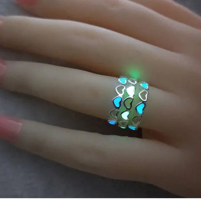 Hot Adjustable Heart Shape Luminous Ring Glow In The Dark  Ring Lady Glow Hollow Heart Love