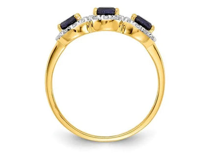 3/4 Carat (ctw) Three Stone Natural Blue Sapphire Ring in 14K Yellow Gold