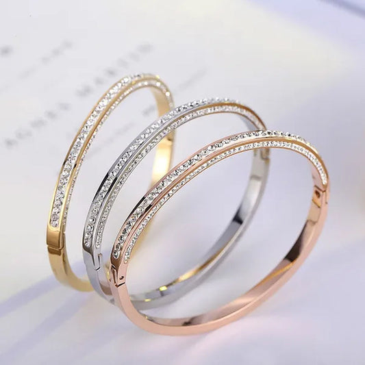 Classic Fashion Female Studded Sapphire Titanium Rose Bracelet Fade Jewelry Wholesale Color Rose Gold, Gold, Platinum