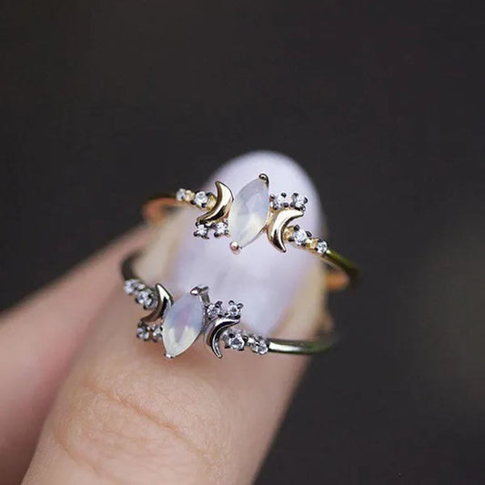 2023 New Women's Fashion Moon Ring Simple and Exquisite Marquise Opal Ring High-end Inlaid Thin Ring Wedding Accessories Holiday Gift