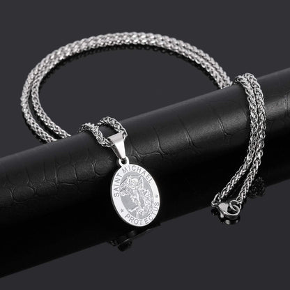 Saint Christopher/Michael/Anthony/Jude/Joseph Medal Necklace for Men Women，Stainless Steel Oval Saint Patron Medal Religious Catholic Amulet Gifts