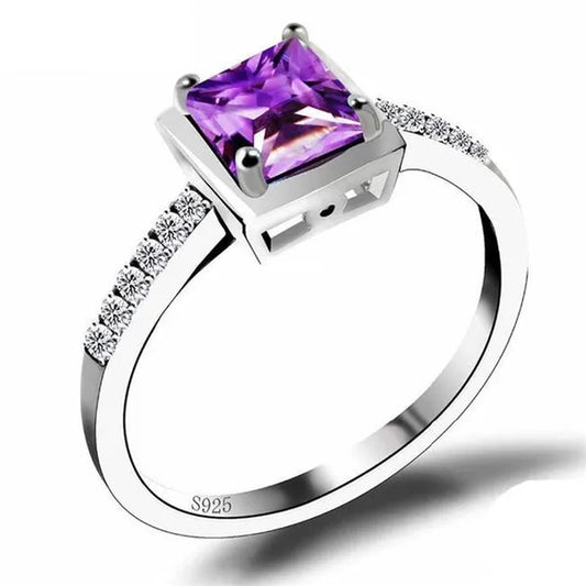 Majesty Diamonds MDS170154 0.5 CTW Round Purple Amethyst Cocktail Ring in .925 Sterling Silver - Size 6