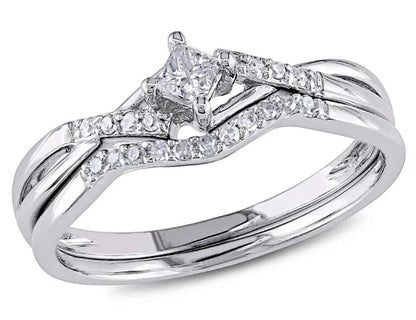 Princess Cut 1/5 Carat (ctw) Diamond Engagement Ring & Wedding Band Set in 10K White Gold