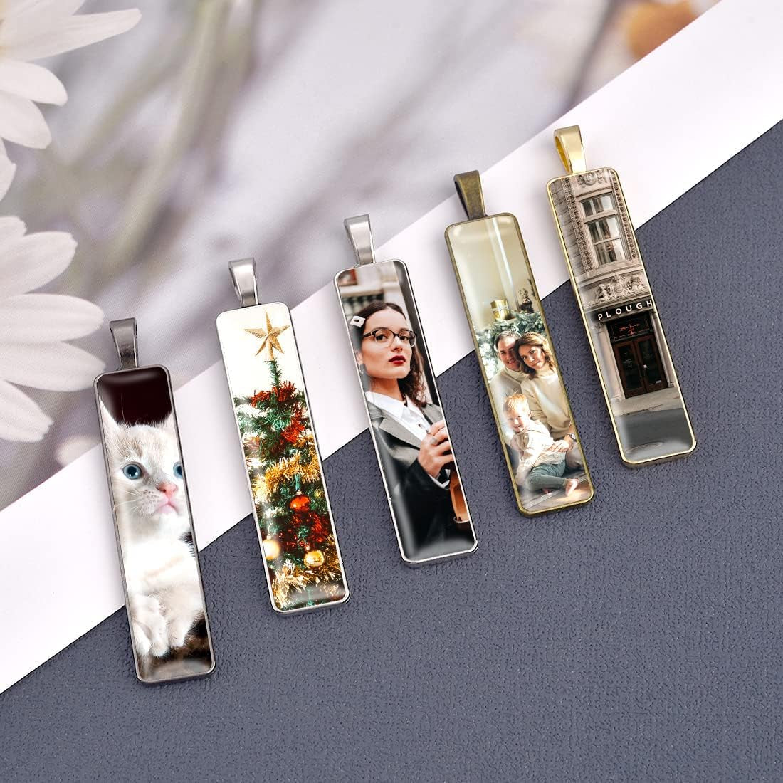 60Pcs Pendant Tray Bezel Setting Kit-30Pcs Rectangle Cabochon Settings and 30Pcs Rectangle Clear Glass Cabochon Dome Tiles Cameo for DIY Jewelry Making Antique Silver
