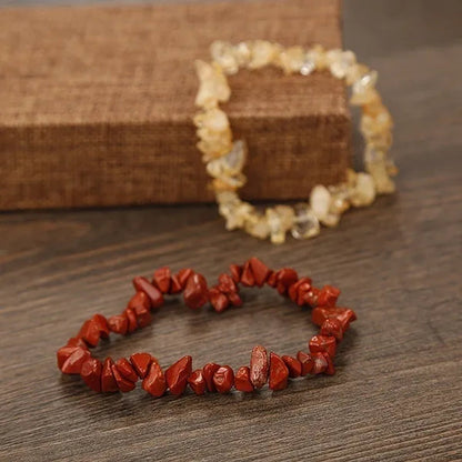 Natural Crystal Chakras Bracelet Natural Gemstone Chips Jewelry Bracelet Amethyst Red Agate Carnelian White Crystal Turquoise Citrine Bracelet (Adjustable Size)