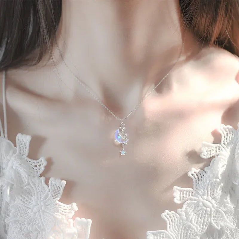 New Star Moon Love Opal Pendant Necklace Moonstone Necklace Female Fashion Valentine's Day Anniversary Gift