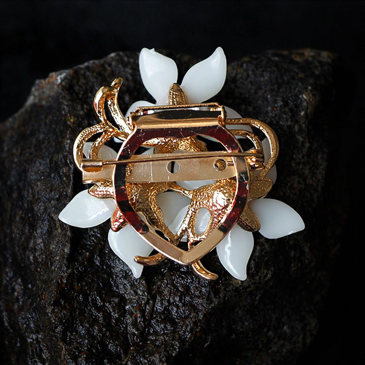 Brooch Pin for Women Stylish Flowers Brooch with Created Crystal 17.6G | Brooches and Pins for Women | Flower Brooch | Flower Pins | Brooch for Women | Brooch Pins | Elegant Pins