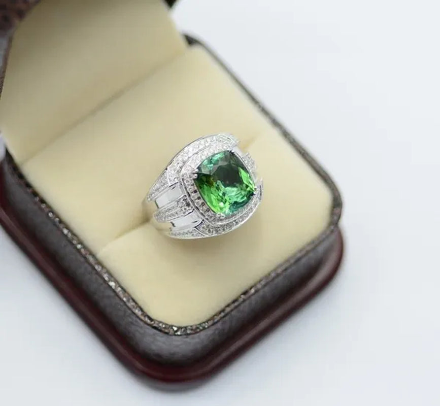 Business Men's Fashion Ring Green Zircon Ring Wedding Engagement Party Jewelry
