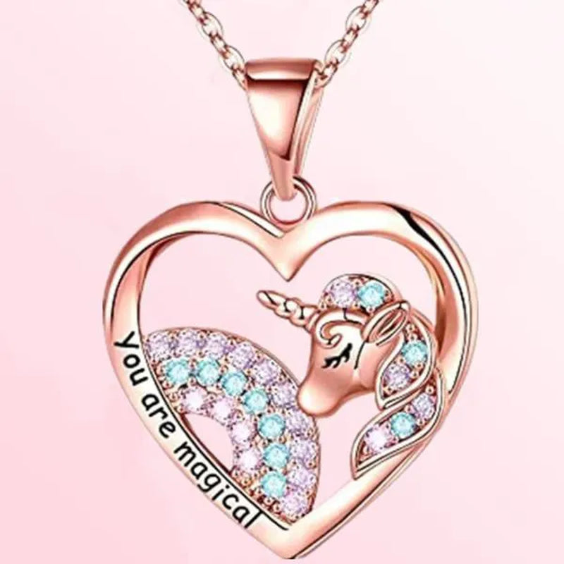 Elegant Fashion Creativity Rainbow Unicorn Necklace Rose Gold Heart-shaped Animal Pendant Necklace Engagement Necklace Women's Animal Jewelry Fashion Accessories Party Anniversary Gift