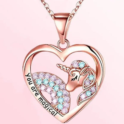 Elegant Fashion Creativity Rainbow Unicorn Necklace Rose Gold Heart-shaped Animal Pendant Necklace Engagement Necklace Women's Animal Jewelry Fashion Accessories Party Anniversary Gift