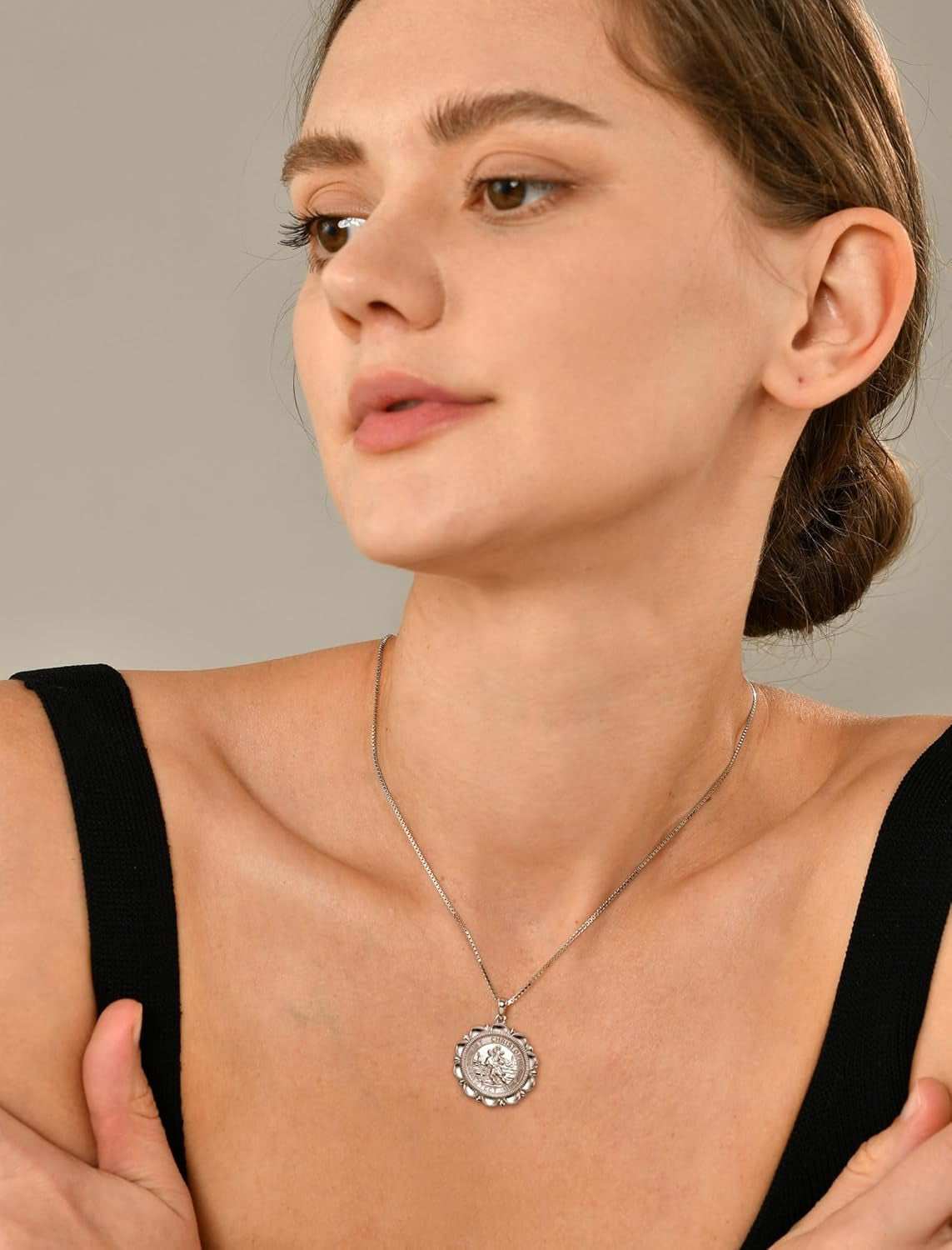 St Christopher Necklace Solid 925 Sterling Sliver Engraved Pendant round Religious Talisman Jewelry for Women