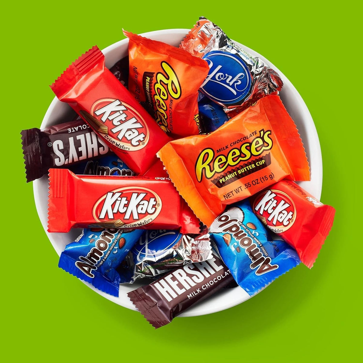 Hershey Assorted Chocolate Flavored Snack Size, Candy Party Pack, 33.43 Oz
