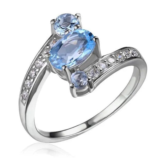 Majesty Diamonds MDS170155 1.16 CTW Oval Blue Topaz Cocktail Ring in .925 Sterling Silver - Size 6