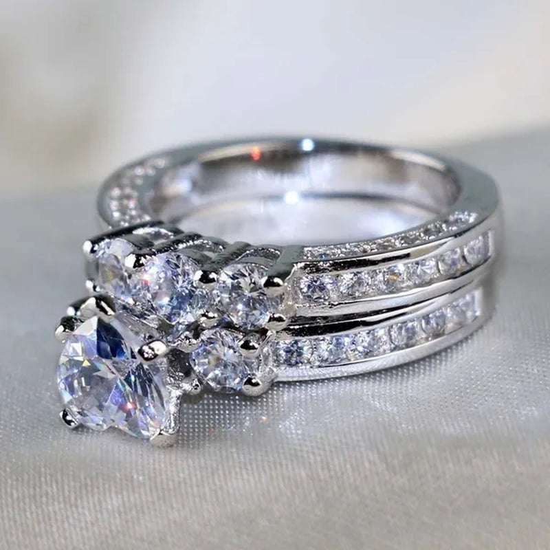 2020 Romantic Couple Jewelry Men's 316 Stainless Steel Double Row Zircon Ring And Ladies Heart Ring Set Couple Ring Bride Wedding Engagement Jewelry(Include: man ring or woman ring)