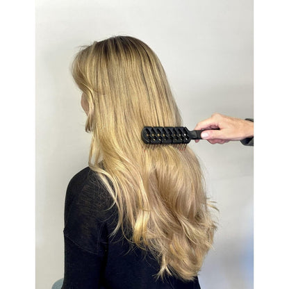 Static Free Fast Flo Flex Vent Hair Brush - Quick Drying, Detangling, and Styling - Anti-Static Bristles for Frizz-Free Blowouts, Ideal for All Hair Types