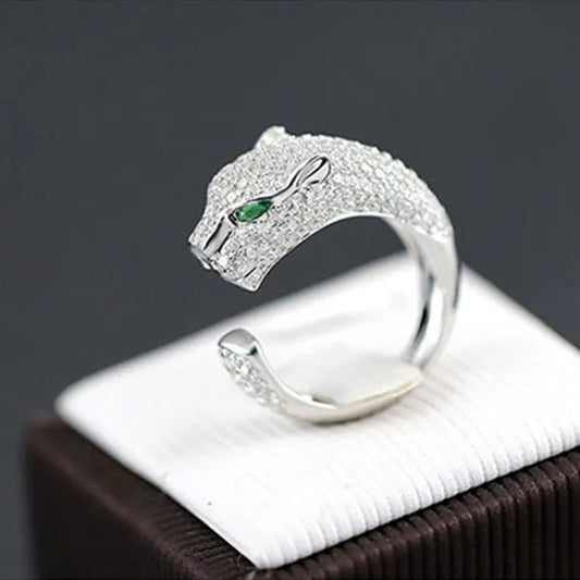 Fashion Rings Personality 925 Sterling Silver Plated Jaguar Rings with Green Rhinestone Eyes Animal