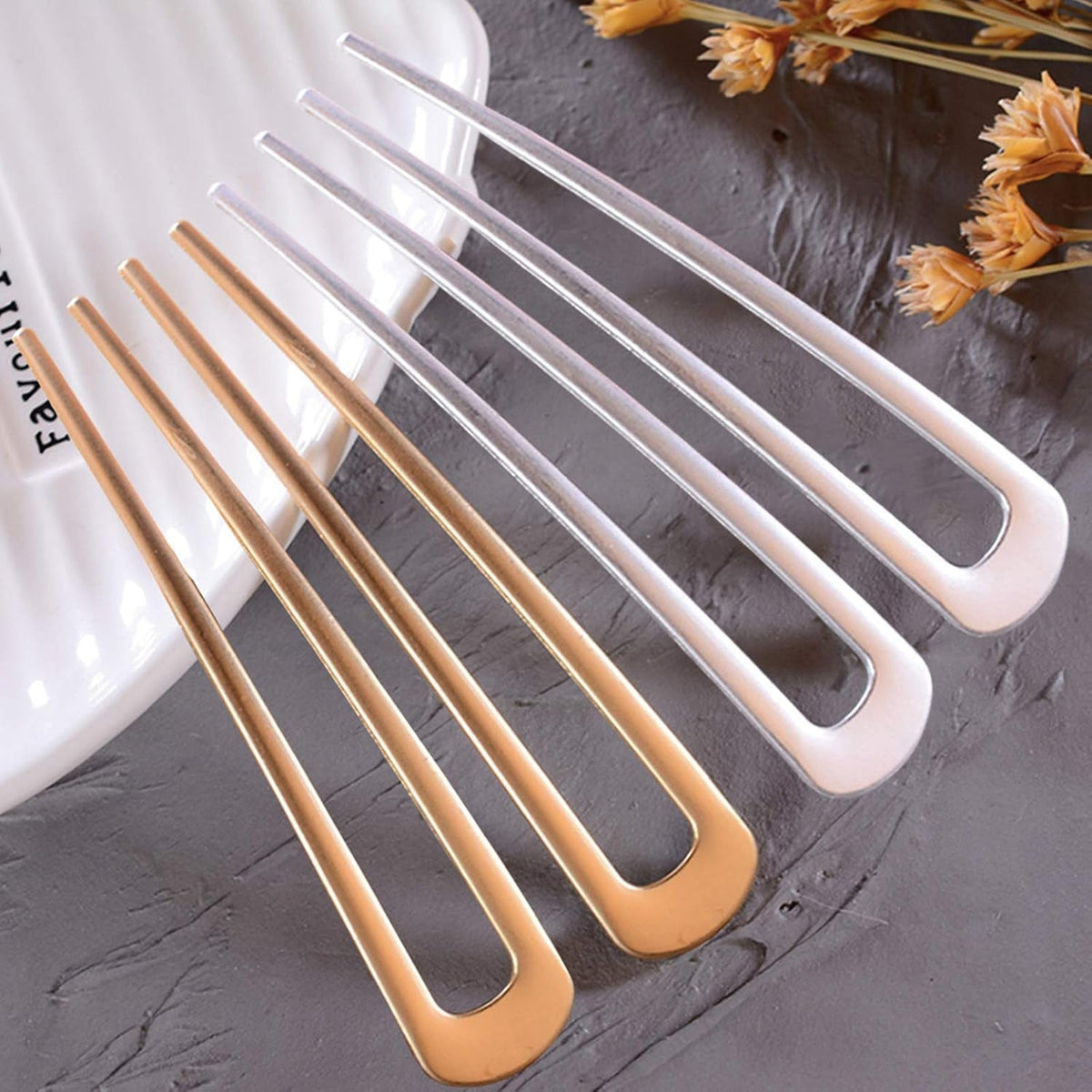 [4 Pack]  U-Shape Hairpins, Bride Hair Accessories Hair Pins Clip Vintage Hair Stick,Hairstyle Chignon for Women Girls (Silver and Gold)