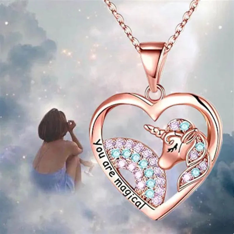 Elegant Fashion Creativity Rainbow Unicorn Necklace Rose Gold Heart-shaped Animal Pendant Necklace Engagement Necklace Women's Animal Jewelry Fashion Accessories Party Anniversary Gift