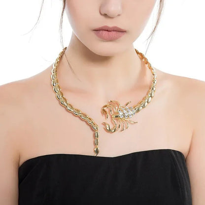 Punk Gothic Jewelry Fashion Personality White Rhinestone Gold/silver Plated Collar Scorpion Style Party Wedding Lady's Necklace