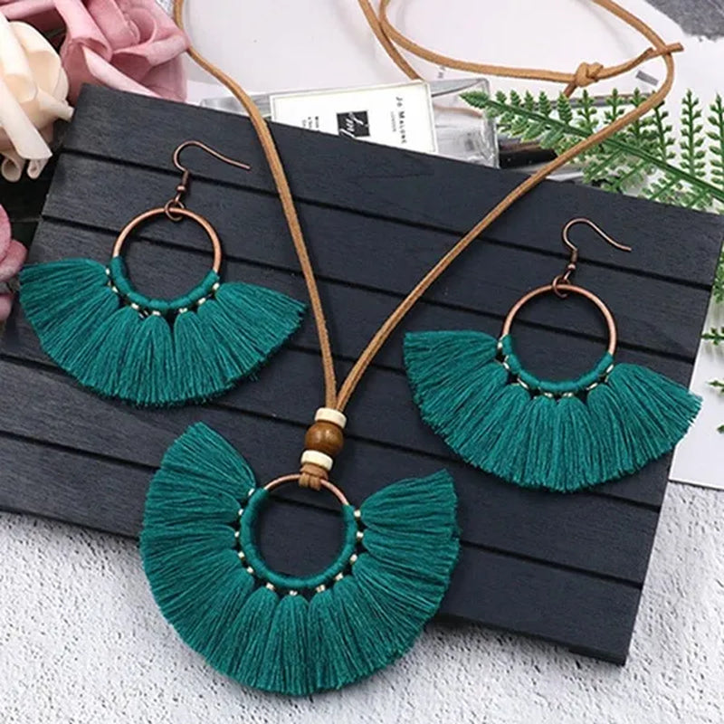 Retro Bohemia Tassel Fan-Shaped Necklace Earrings Set Tassel Jewelry Set Ethnic Big Necklace Beach Wear