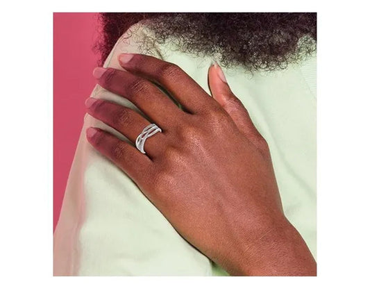 1/10 Carat (ctw) Diamond Crossover Ring in 14K White Gold