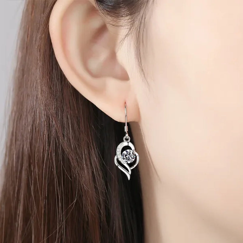 1 Pair Romantic and exquisite 925 standard Sterling Silver Diamond Love Earrings Love Heart Star White Sapphire Diamond Stud Earrings for Women Wedding Engagement Bride Jewelry Gift