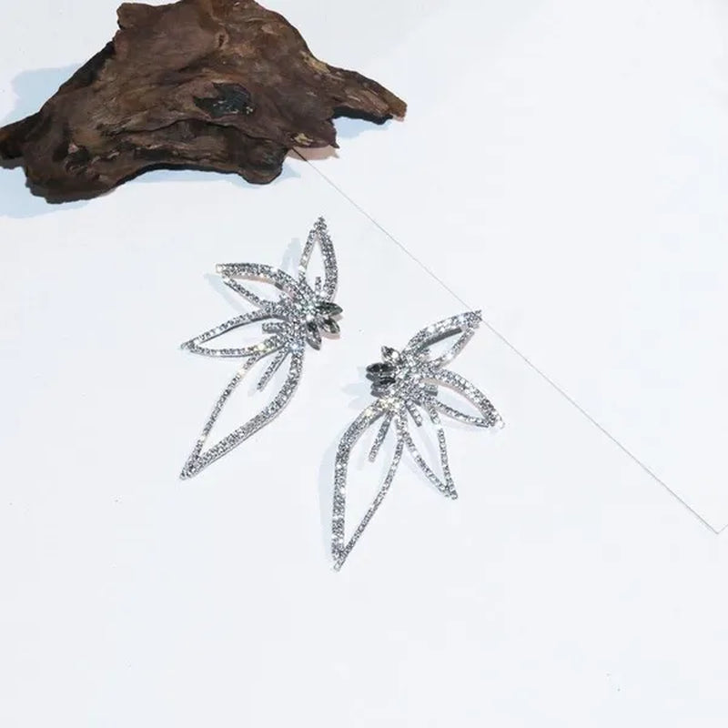 New Exaggerated Rhombus Glitter Crystal Diamond Earrings Creative Fashion Ladies Pendant Earrings Jewelry