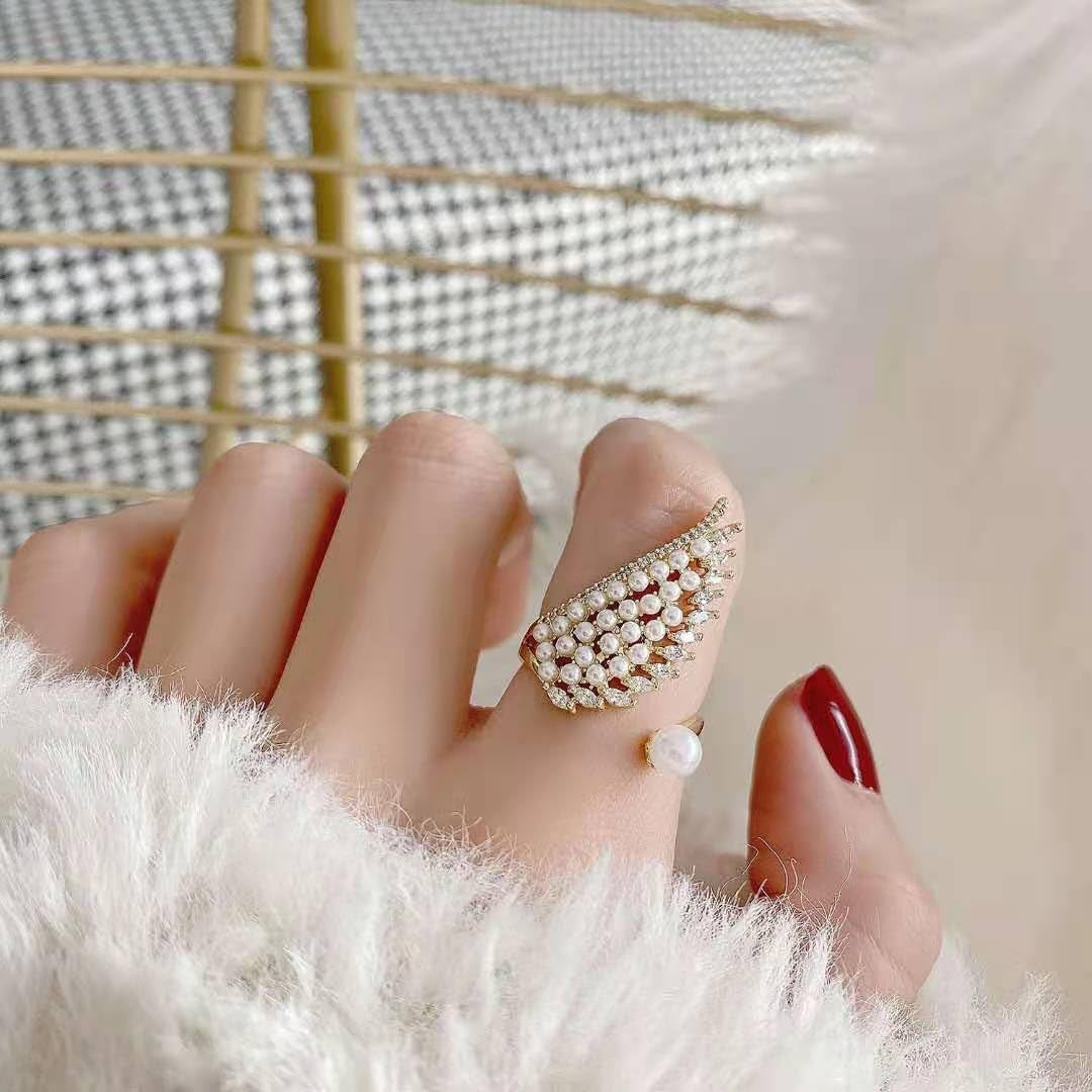 Vintage Pearl Ring Stacking Promise Pearl Rings Adjustable Open Finger Ring Trendy Personality Statement Jewelry for Women