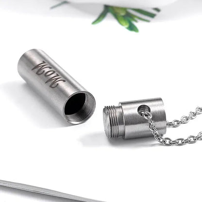 Mom Dad Stainless Steel Urn Necklaces for Women Men Cremation Pendant Necklace for Memorial Ashes Jewelry Silver
