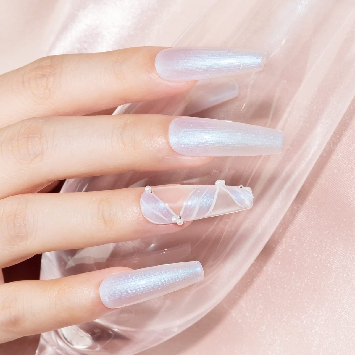 Pearl Gel Nail Polish, Glitter Drawing Mermaid Gel Polish Shell Thread Shimmer Iridescent Nail Gel Soak off Gel Polish for Salon at Home DIY Manicure