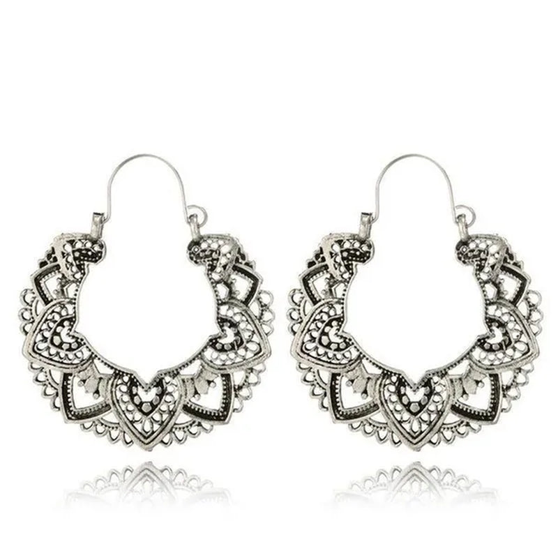 2023 new vintage fashion ladies bohemian 925 silver petal heart-shaped metal totem earrings earrings large hoop earrings glamorous bridal wedding engagement earrings anniversary birthday party gift jewelry 1 pair