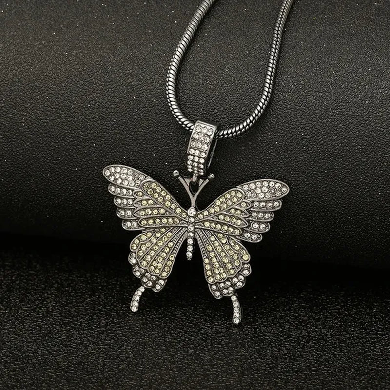 Colorful butterfly pendant necklace set with diamond alloy, snake chain, hip hop necklace for men and women