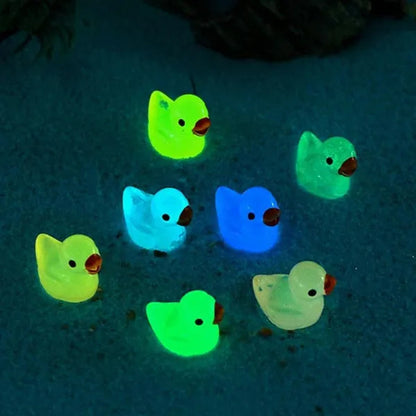 100/50/25/5PCS Mini Luminous Resin Ducks Glow in The Dark Miniature Ornament Tiny Ducks For DIY Fairy Garden Micro Landscape Potted Decoration