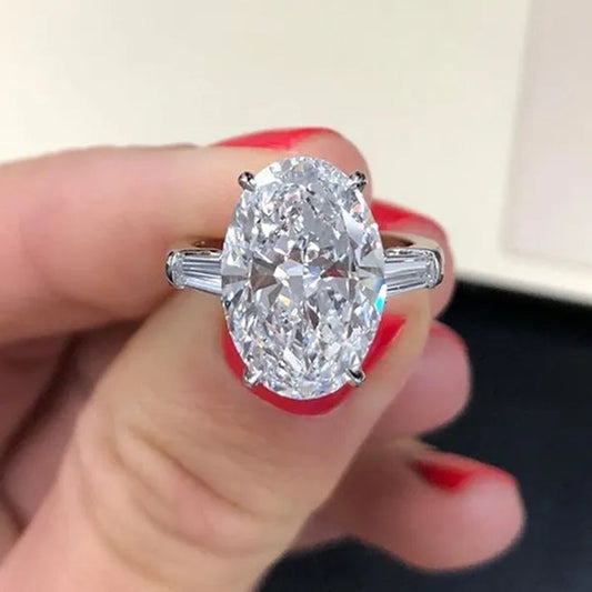 Luxurious Fashion Woman Simple 925 Sterling Silver Natural Oval White Sapphire Diamond Ring Romantic Bride Wedding Accessories Engagement Jewlery Gift for Girlfriend Gemstone Rings Size 4-12
