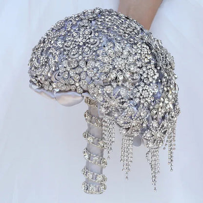 18CM High-end Luxury Full Diamond Bridal Bouquet Silver Rhinestone Brooch Tassel Wedding Flower Bouquet Handmade Bridesmaid Holding Flowers