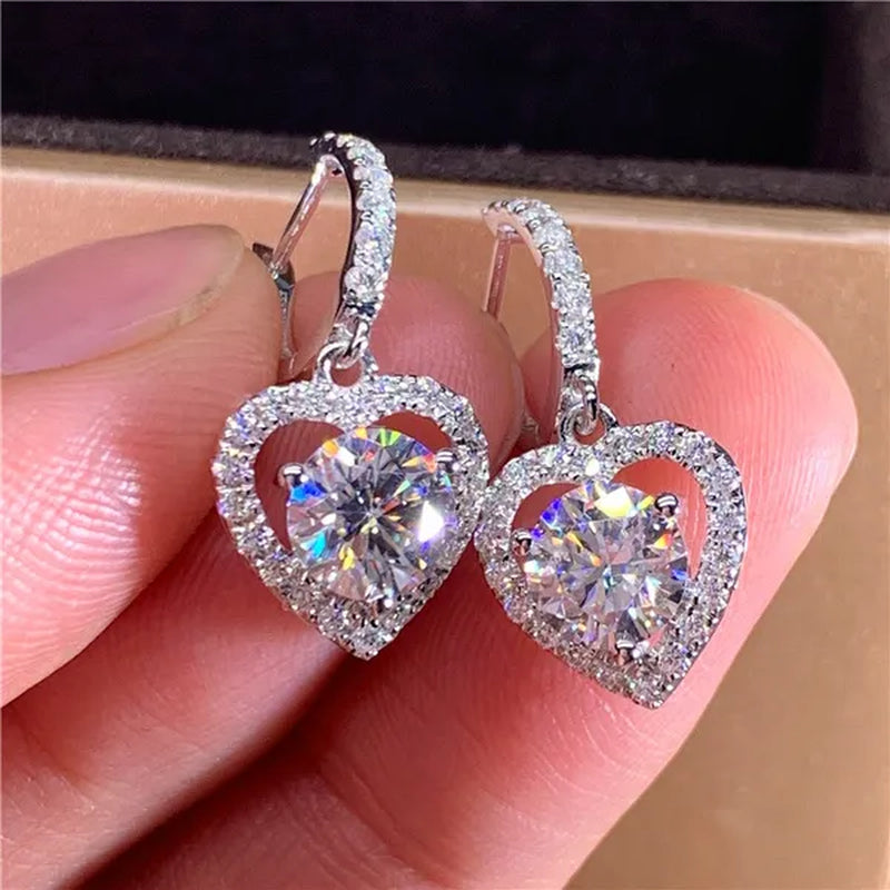 Romantic Round Cut Brilliant Diamond Heart Drop Earrings Women Hoop Earrings Proposal Party Fine Jewelry