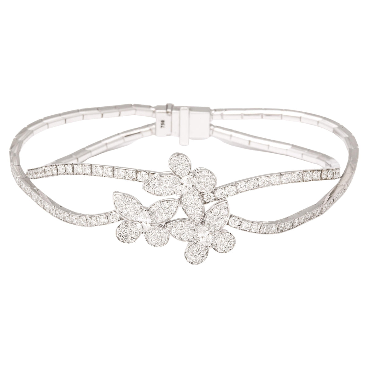 https://a.1stdibscdn.com/triple-butterfly-diamond-bracelet-for-sale/j_415/j_154513021650038162666/j_15451302_1650038164007_bg_processed.jpg