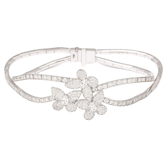 https://a.1stdibscdn.com/triple-butterfly-diamond-bracelet-for-sale/j_415/j_154513021650038162666/j_15451302_1650038164007_bg_processed.jpg