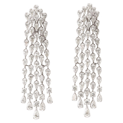 https://a.1stdibscdn.com/diamond-earrings-for-sale/j_415/j_180977621672757077082/j_18097762_1672757078348_bg_processed.jpg