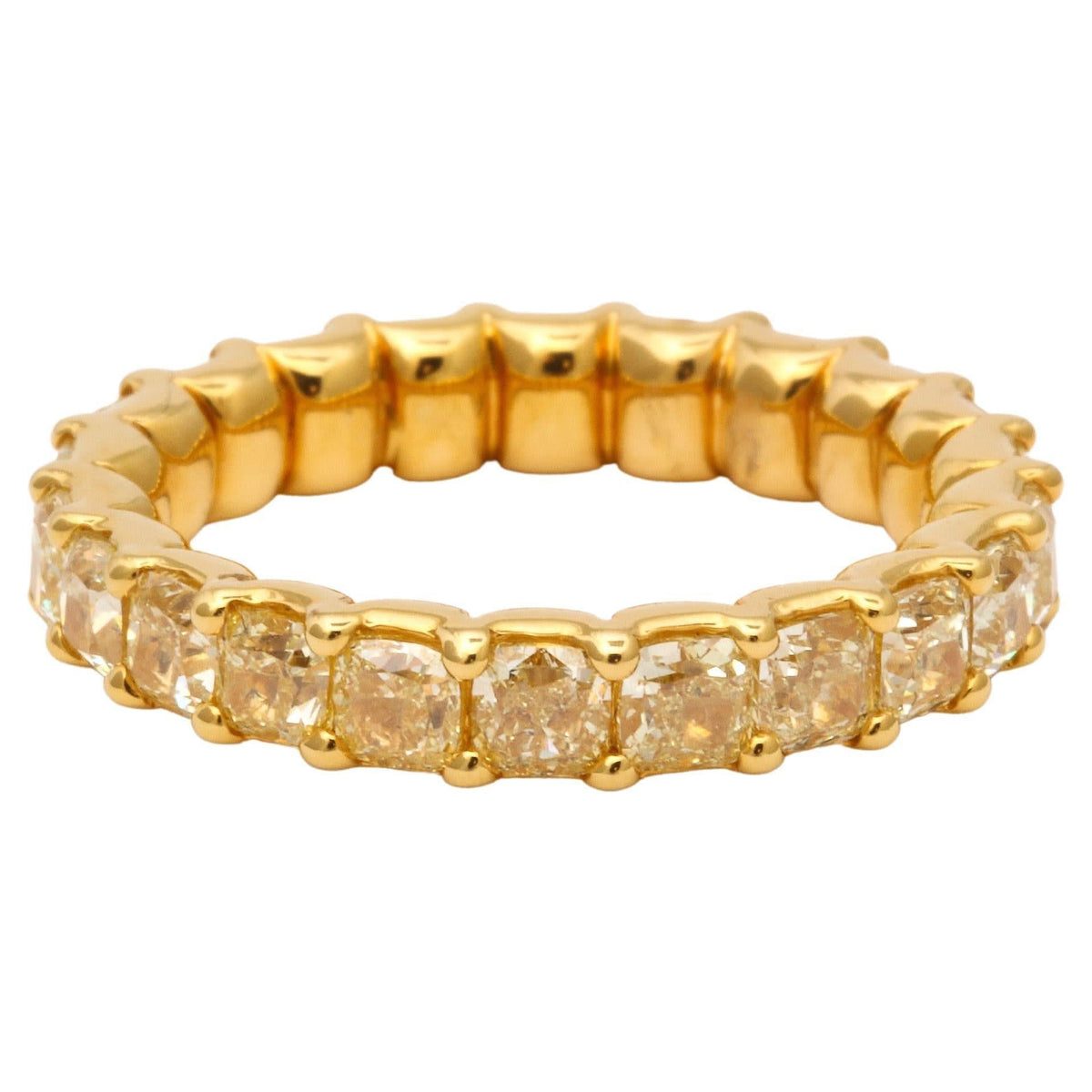 https://a.1stdibscdn.com/yellow-diamond-eternity-band-for-sale/j_415/j_202927821694025255562/j_20292782_1694025256085_bg_processed.jpg