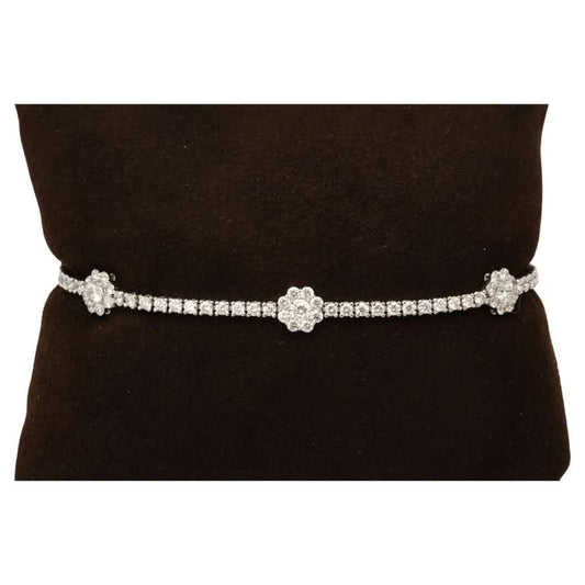 https://a.1stdibscdn.com/flower-diamond-tennis-bracelet-for-sale/j_415/j_216140721705596491426/j_21614072_1705596493836_bg_processed.jpg?width=768