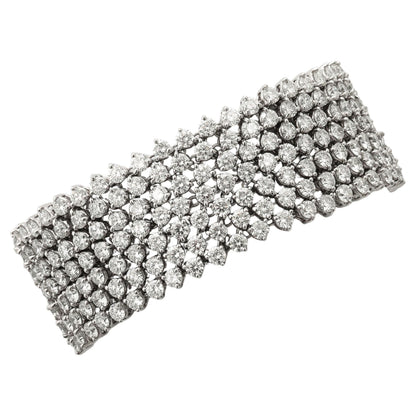 https://a.1stdibscdn.com/diamond-bracelet-for-sale/j_415/j_278656221763050881906/j_27865622_1763050882867_bg_processed.jpg